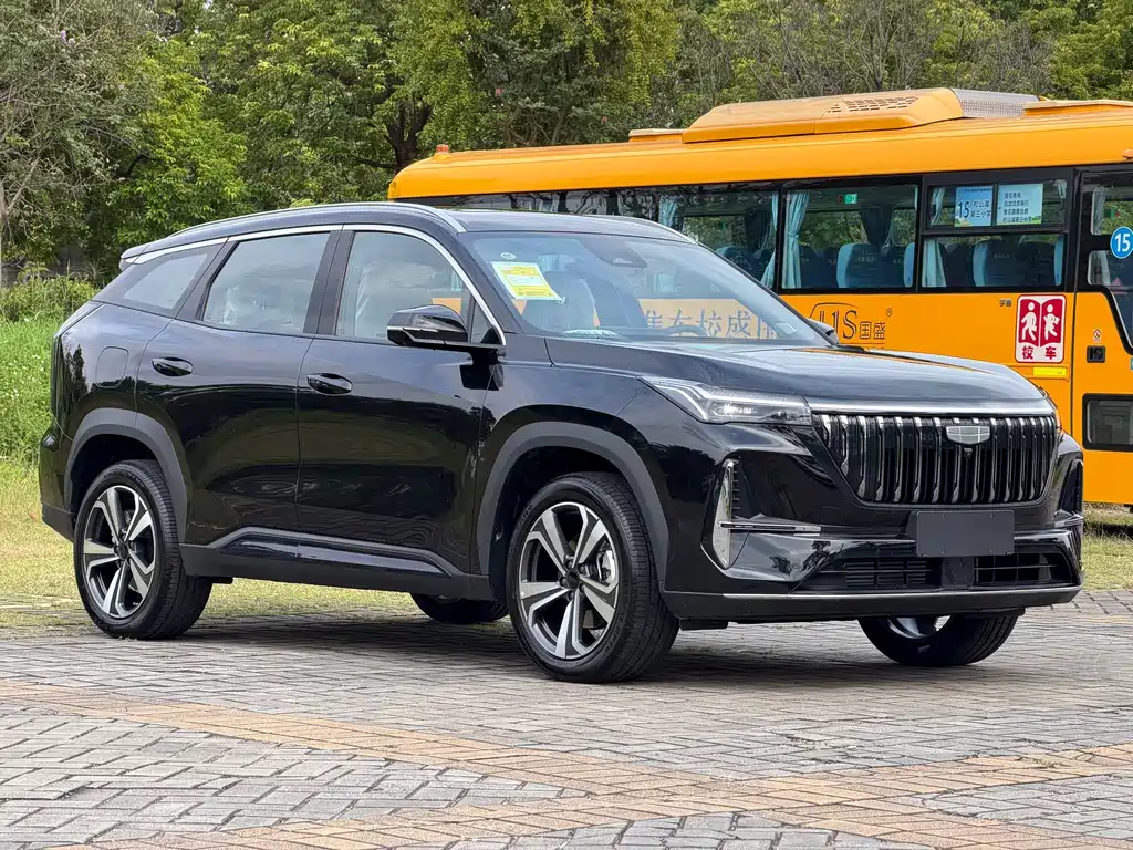 Geely Boyue L — миниатюра 3