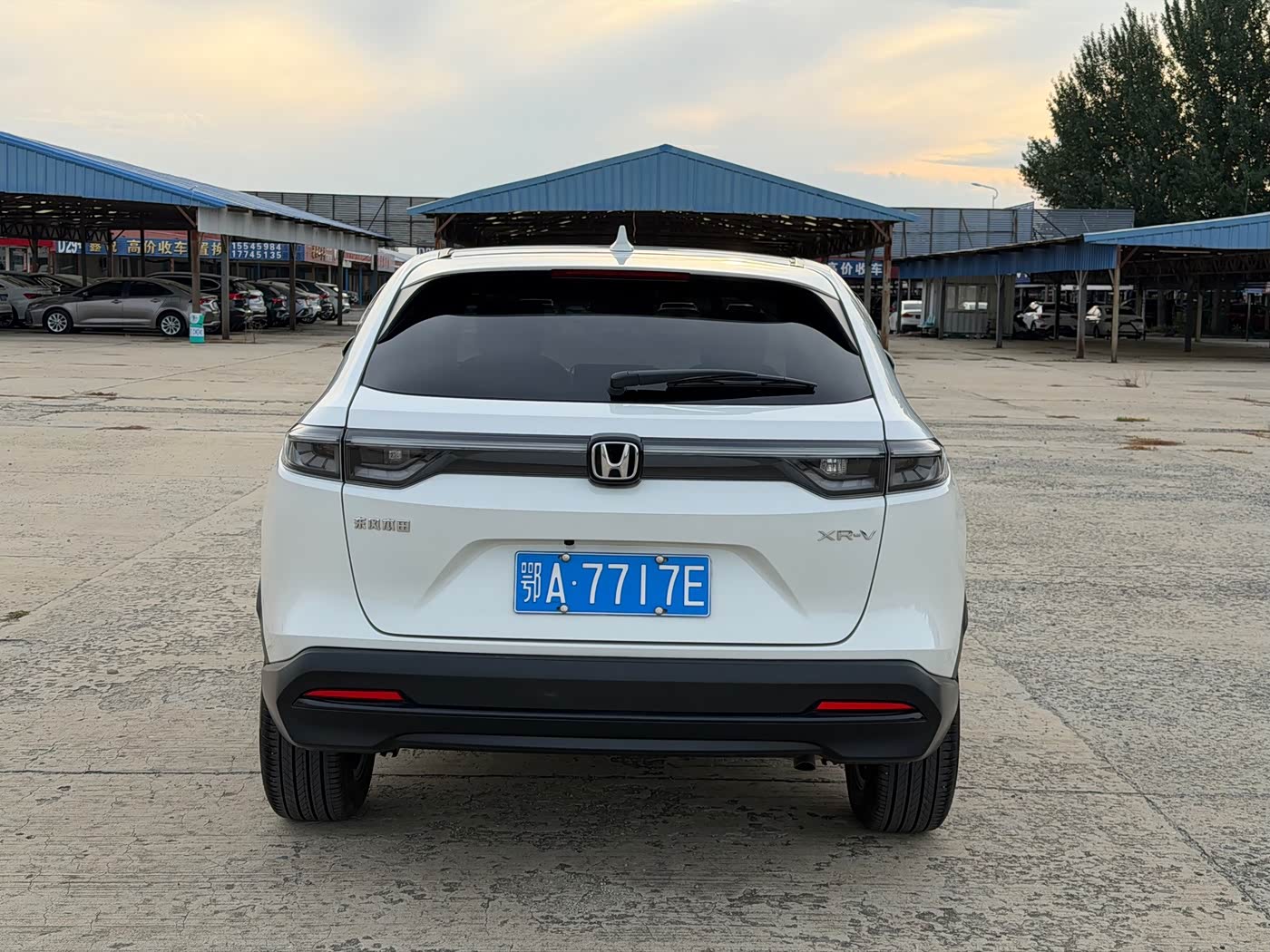 Honda XR-V 1.5 л 2023 г. Белый, пробег 14000 км