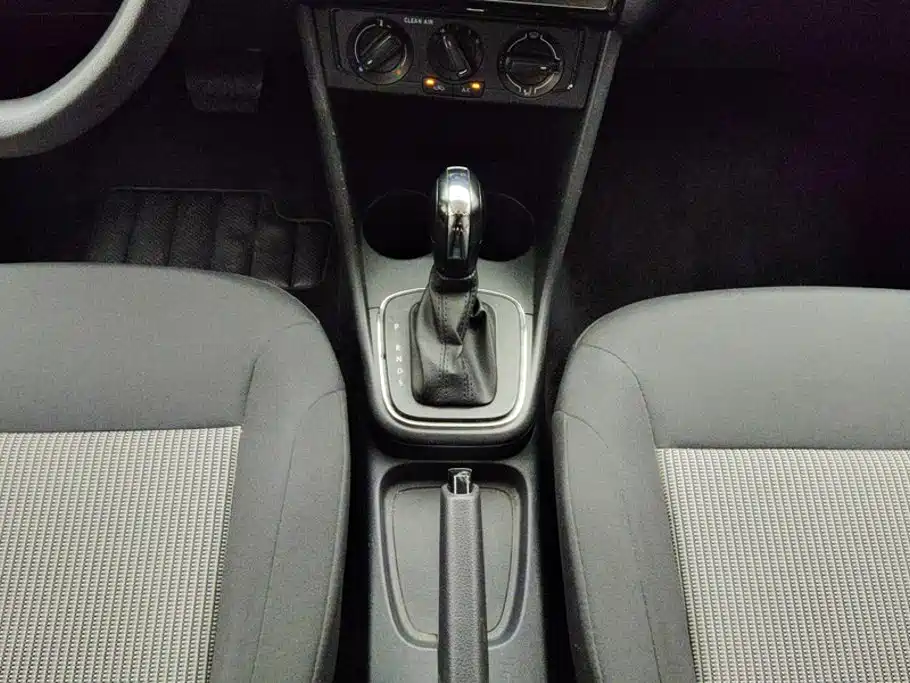 Volkswagen Polo — миниатюра 16