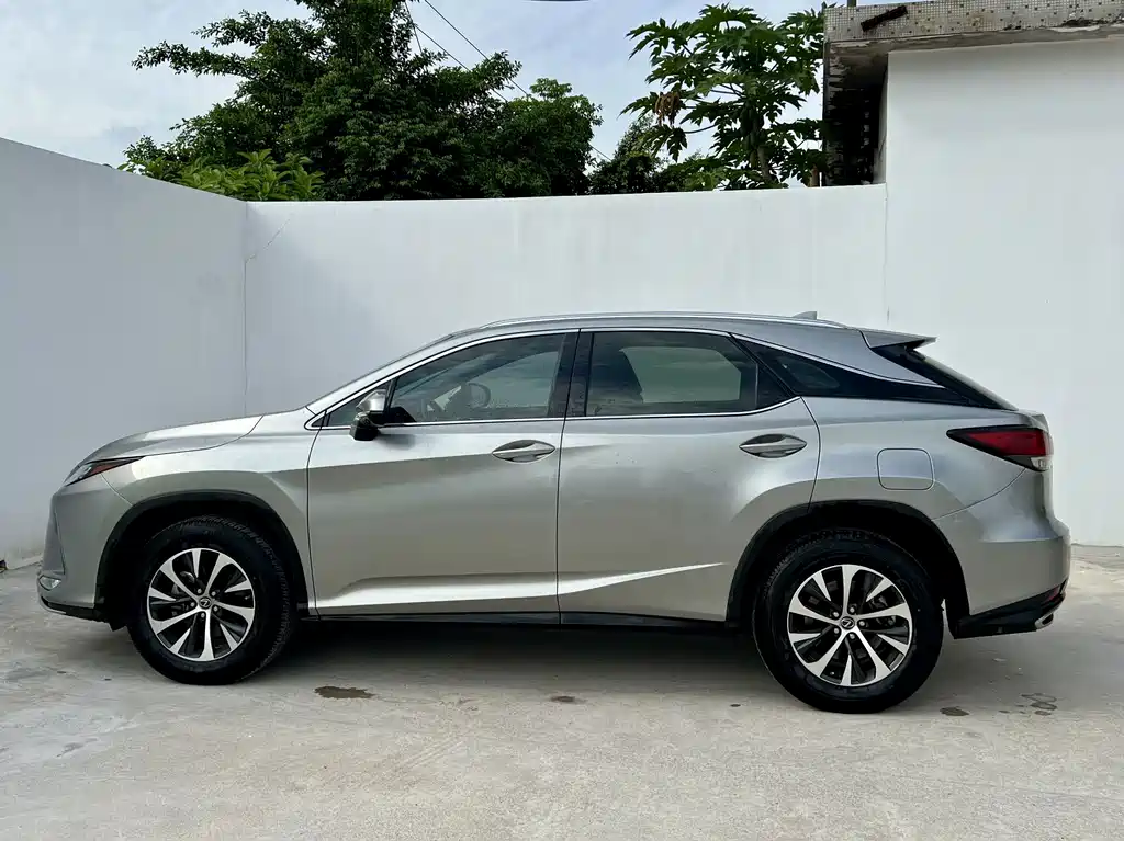 Lexus RX — миниатюра 4