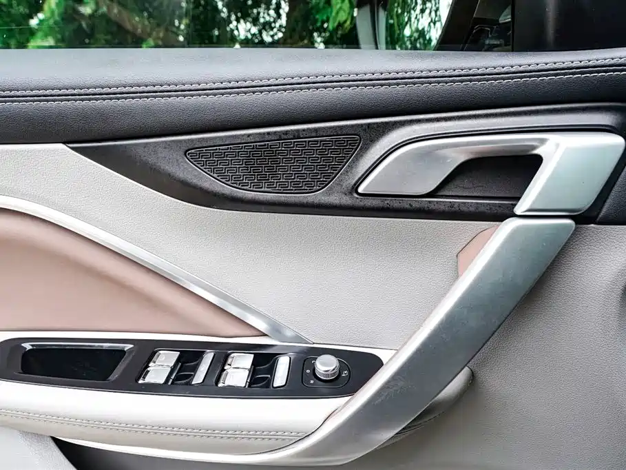 Geely Jia Ji New Energy — миниатюра 15