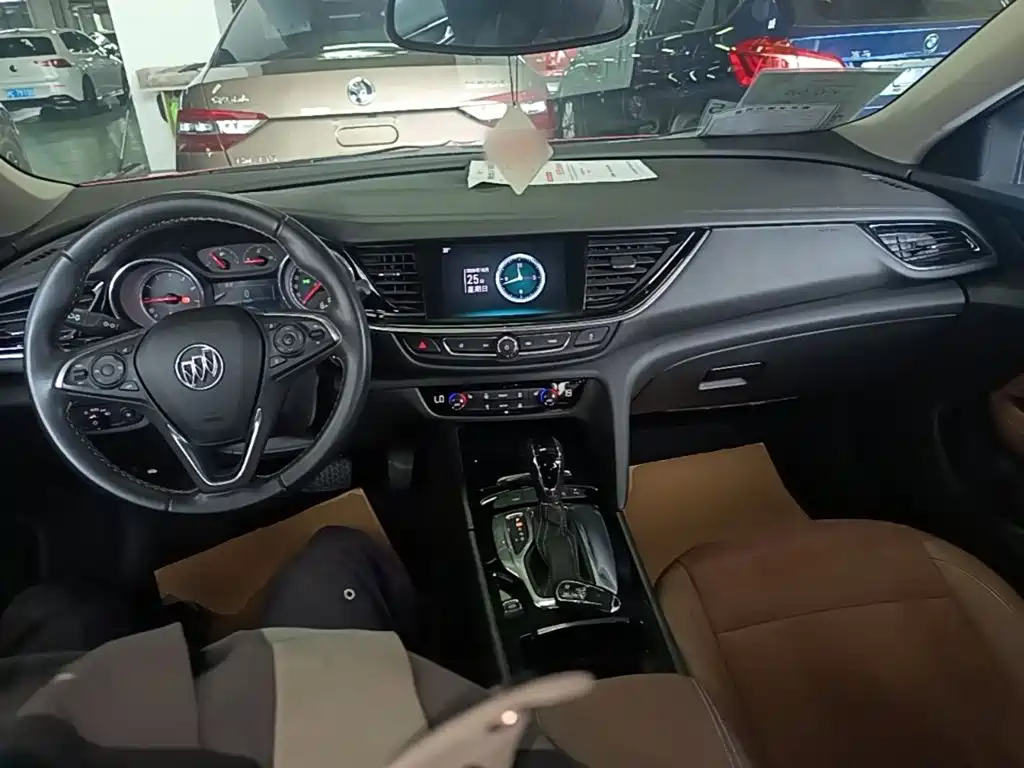 Buick Regal — миниатюра 10