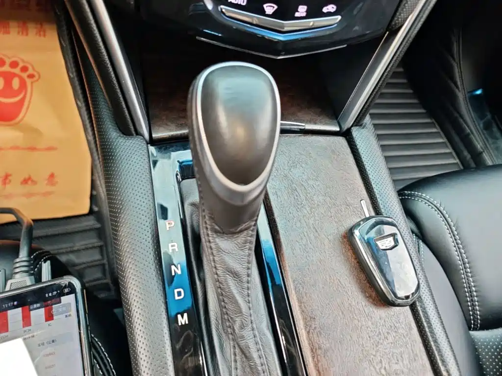 Cadillac XTS — миниатюра 14