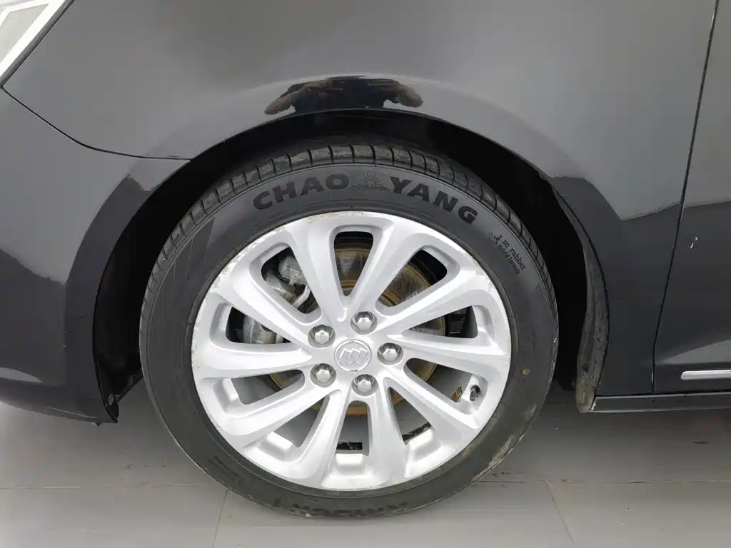 Buick LaCrosse — миниатюра 17