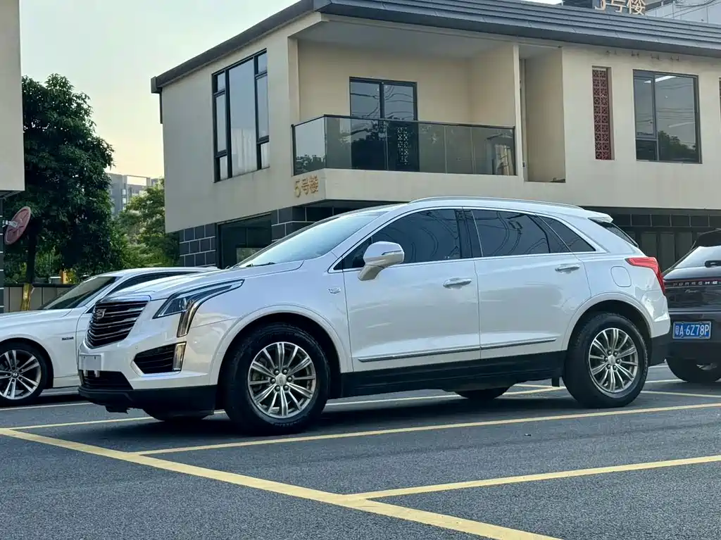 Cadillac XT5 — миниатюра 2