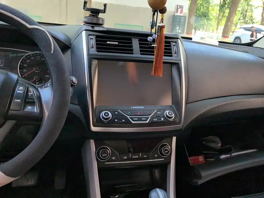 Landwind Landwind X5 — миниатюра 13