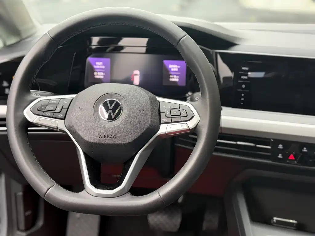 Volkswagen Golf — миниатюра 11