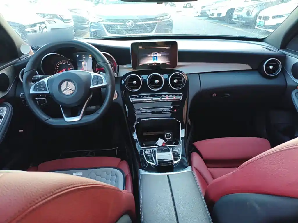 Mercedes-Benz C-Class — миниатюра 10