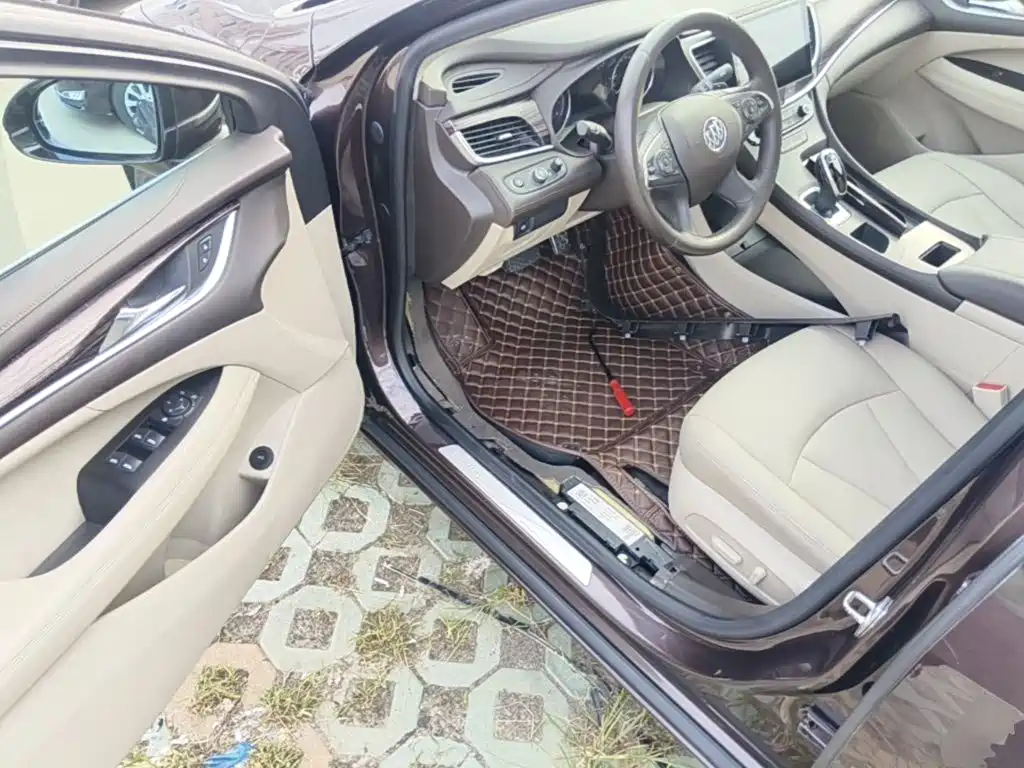 Buick LaCrosse — миниатюра 16