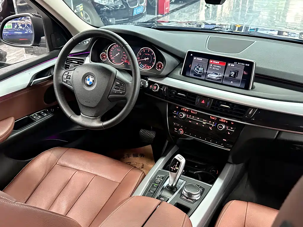 BMW X5 (Import) — миниатюра 12