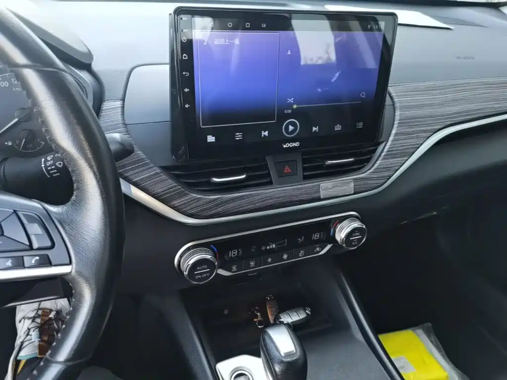 Nissan Teana — миниатюра 13