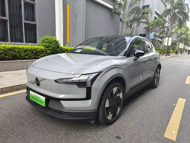 Volvo EX30