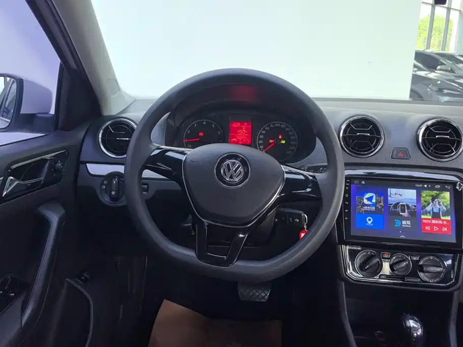 Volkswagen Jetta — миниатюра 15