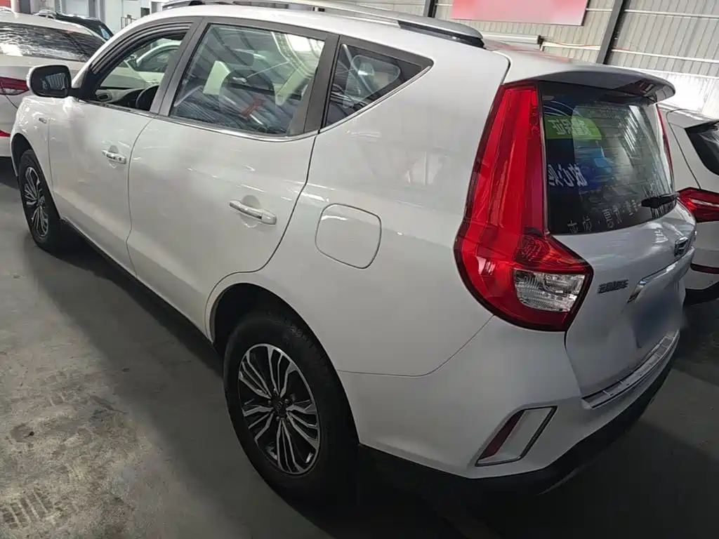 Geely Vision X6 — миниатюра 5
