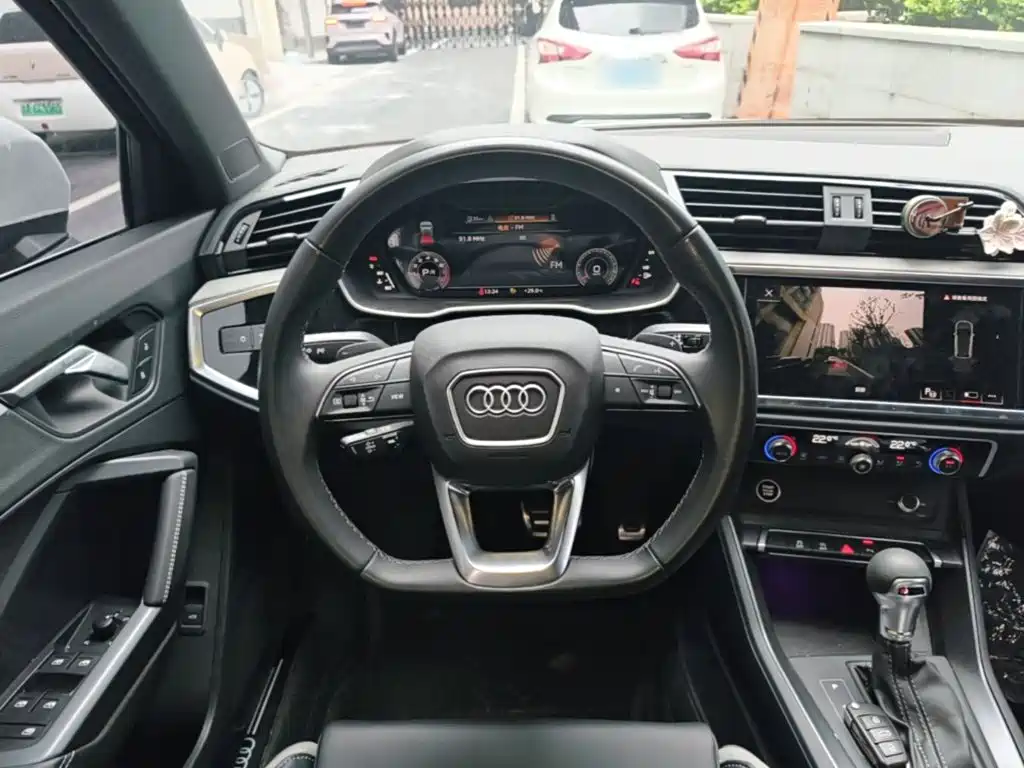 Audi Q3 — миниатюра 11