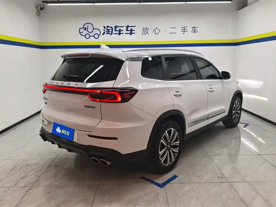 CHERY TIGGO 8