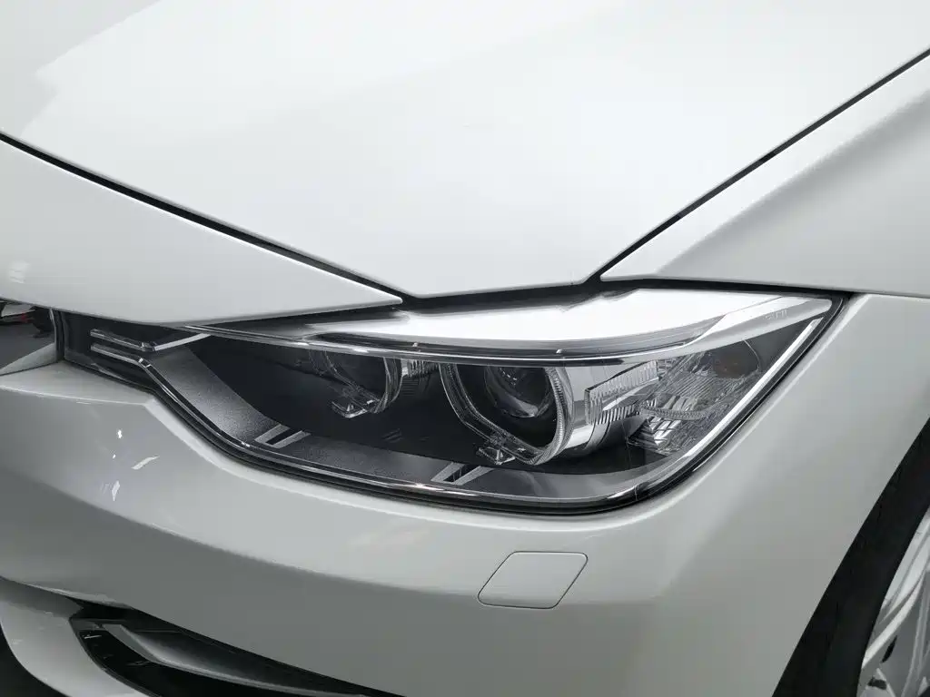 BMW 3 Series (Import) — миниатюра 7