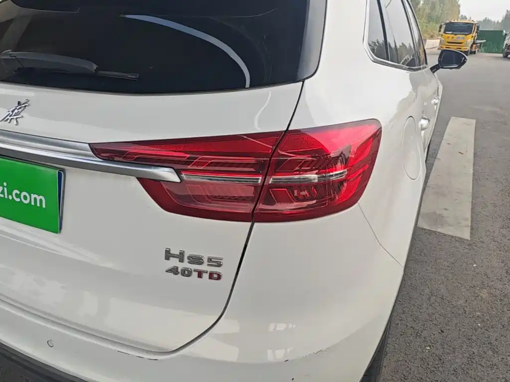 Hongqi Hongqi HS5 — миниатюра 8