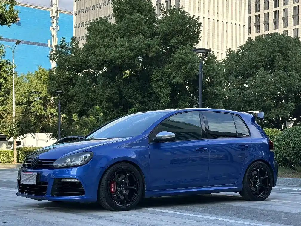 Volkswagen Golf (Import)