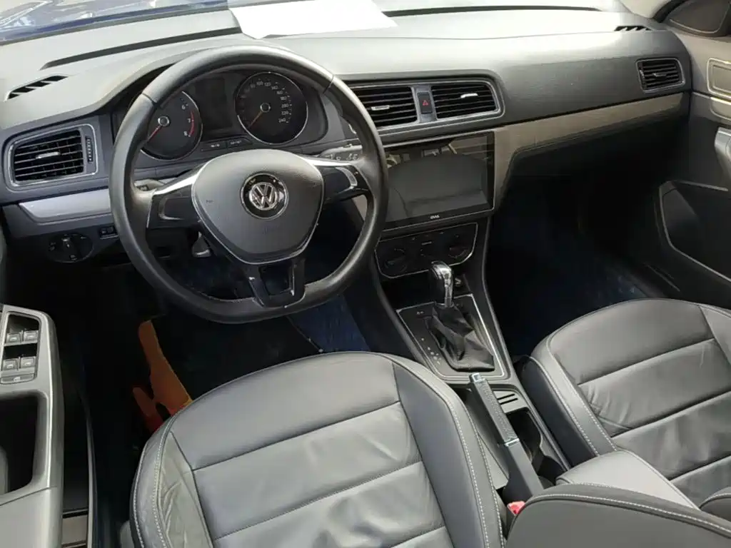 Volkswagen Lavida — миниатюра 10
