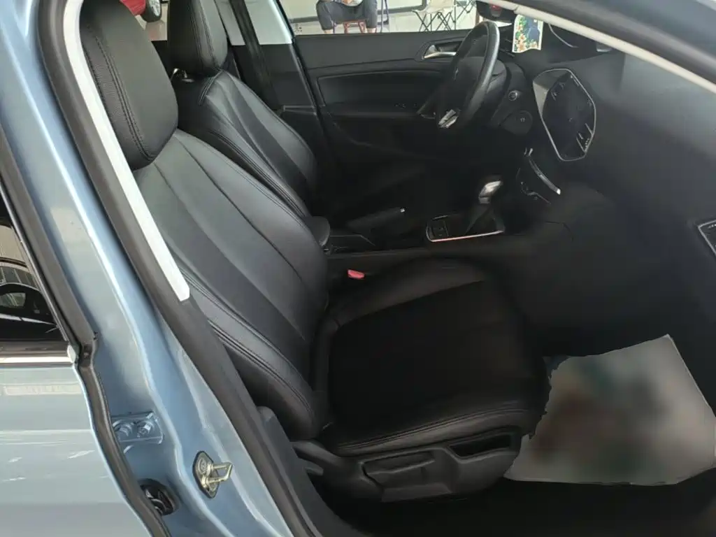 Peugeot 308S — миниатюра 25