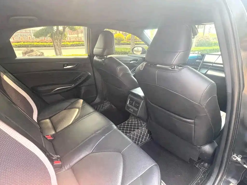 Toyota Avalon — миниатюра 7