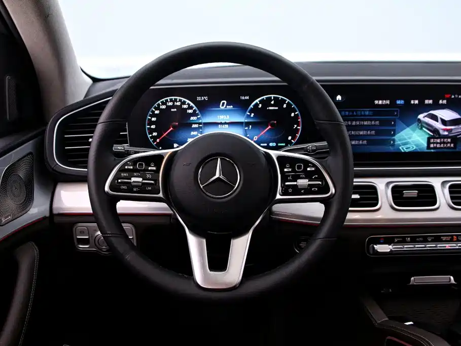 Mercedes-Benz GLE (Import) — миниатюра 7