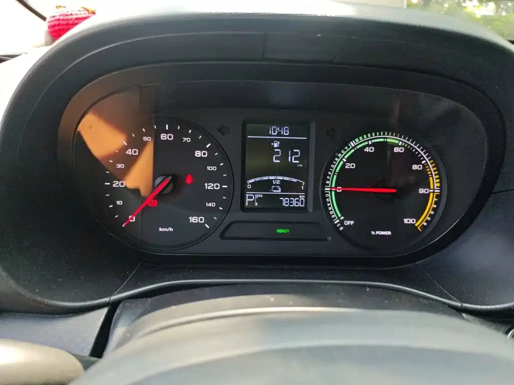 Roewe Clever — миниатюра 12