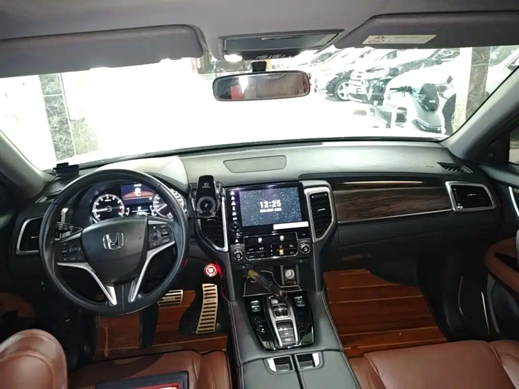 Honda UR-V — миниатюра 10