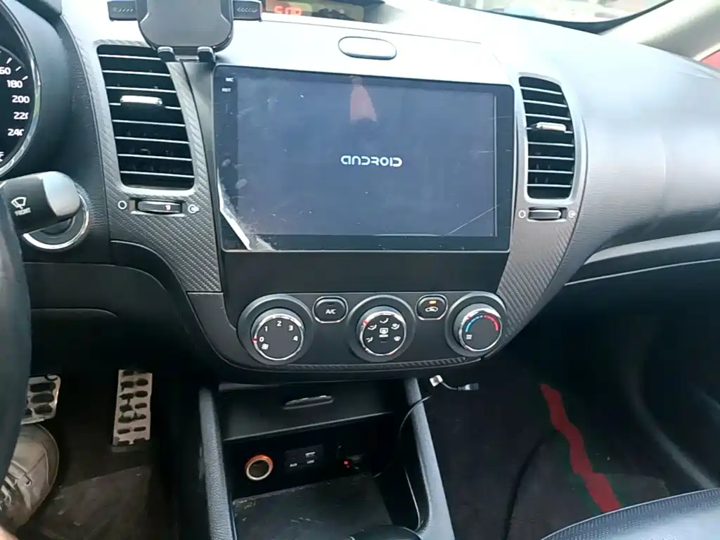 Kia K3 — миниатюра 13