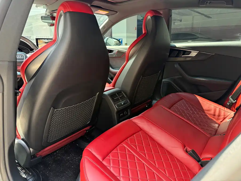 Audi S5 — миниатюра 5