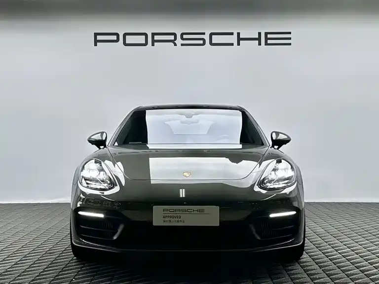 Porsche Panamera — миниатюра 2