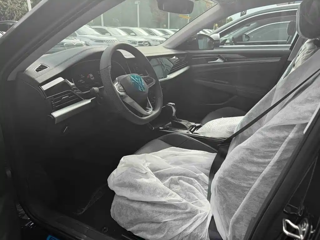 Volkswagen Passat — миниатюра 3