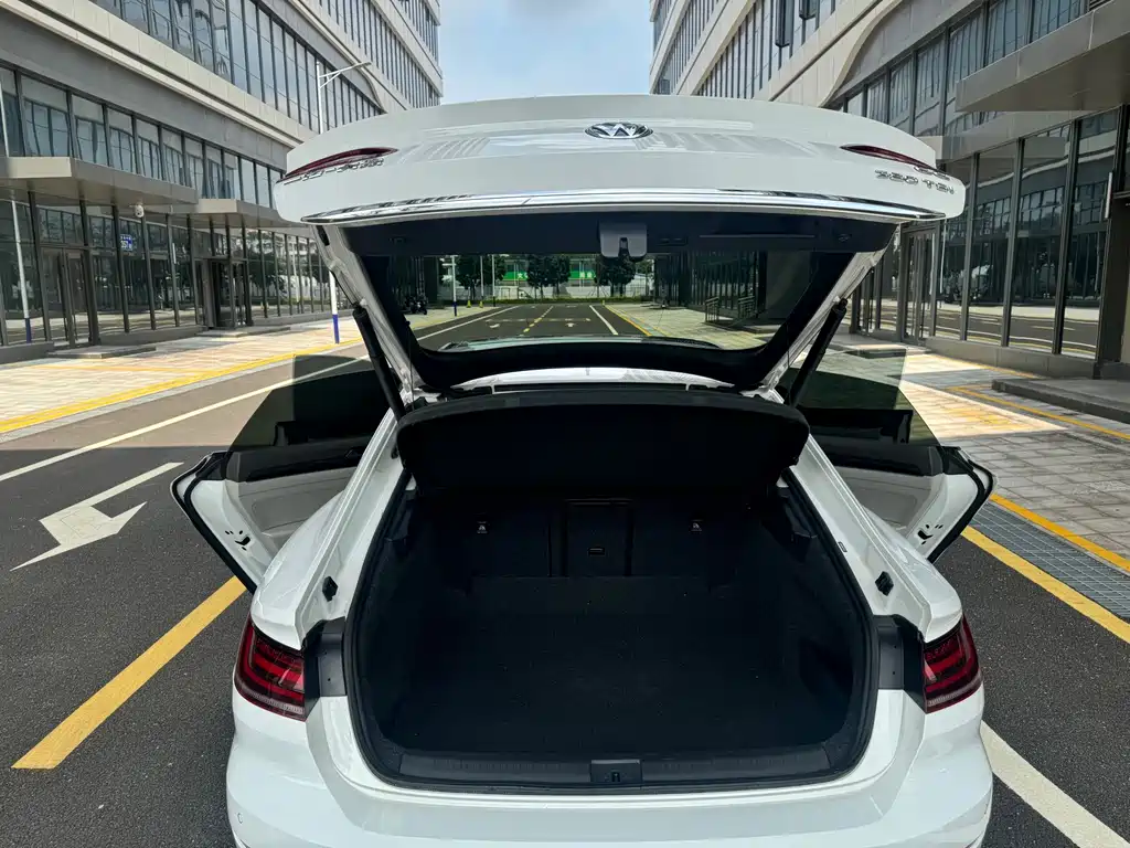 Volkswagen CC — миниатюра 16