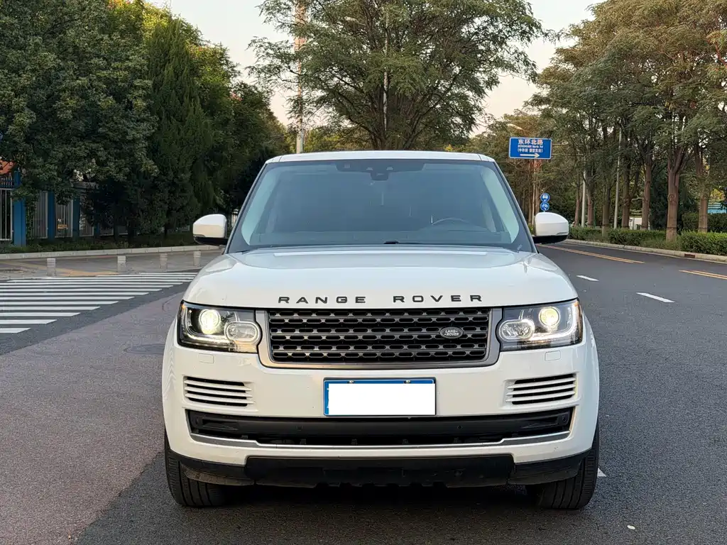 Land Rover Range Rover — миниатюра 2
