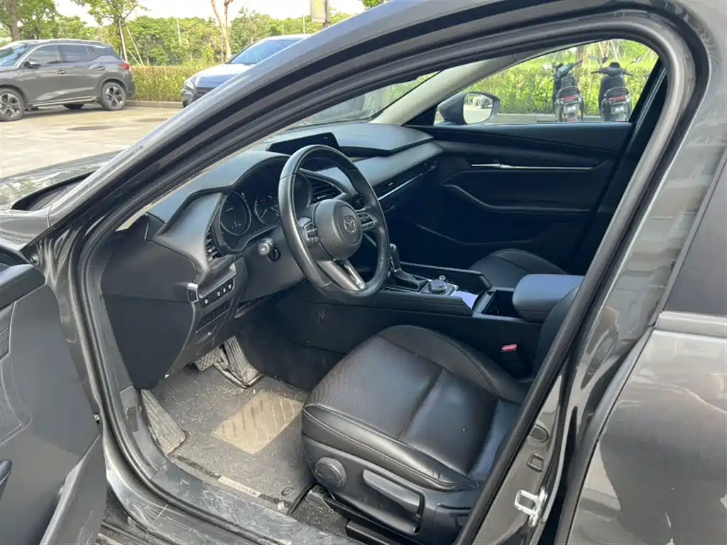Mazda 3 Axela — миниатюра 5