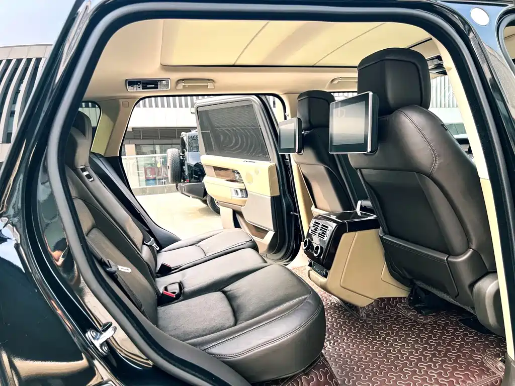 Land Rover Range Rover — миниатюра 9