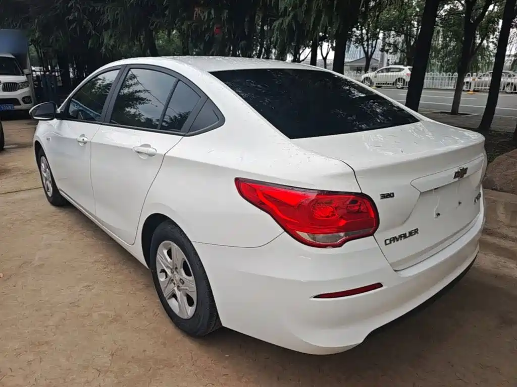 Chevrolet Cavalier — миниатюра 5