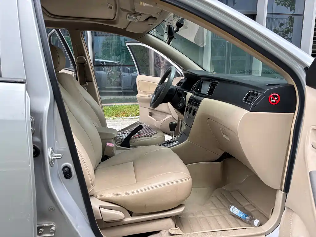 Toyota Corolla — миниатюра 10
