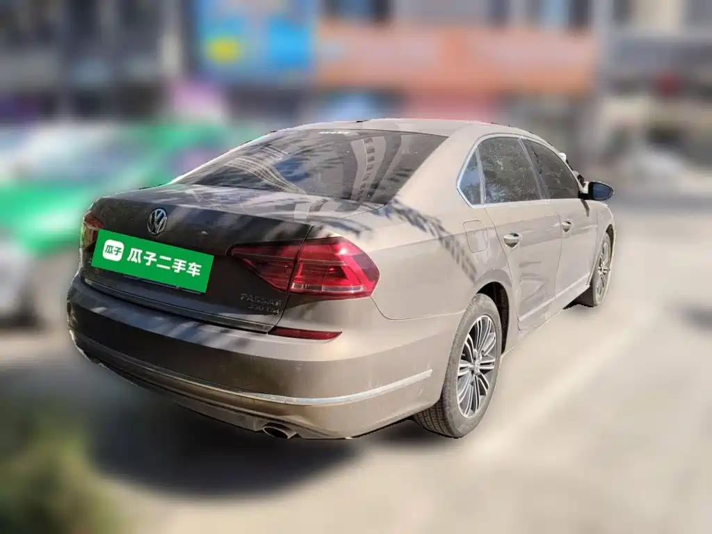 Volkswagen Passat — миниатюра 4