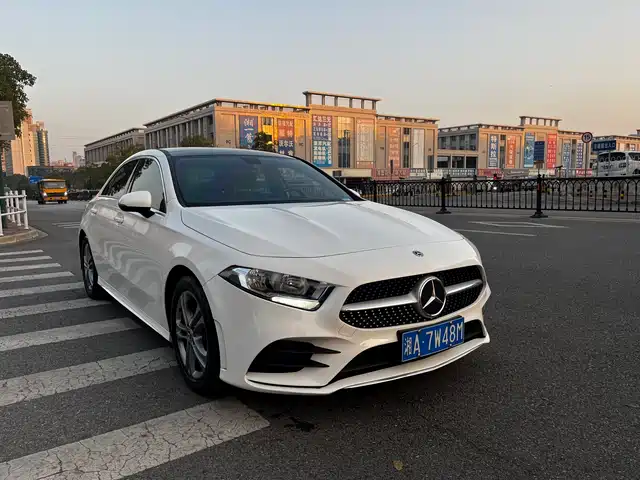 MERCEDES-BENZ A CLASS