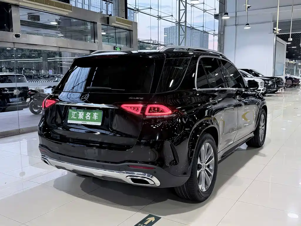 Mercedes-Benz GLE (Import) — миниатюра 20