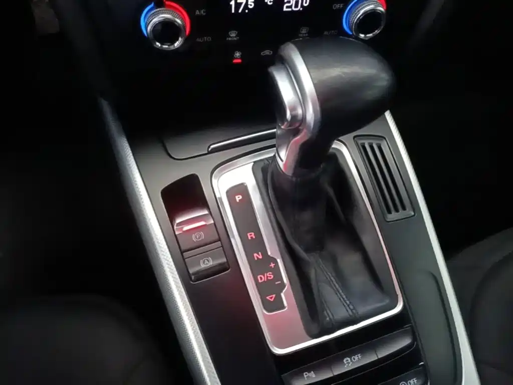 Audi A4L — миниатюра 14