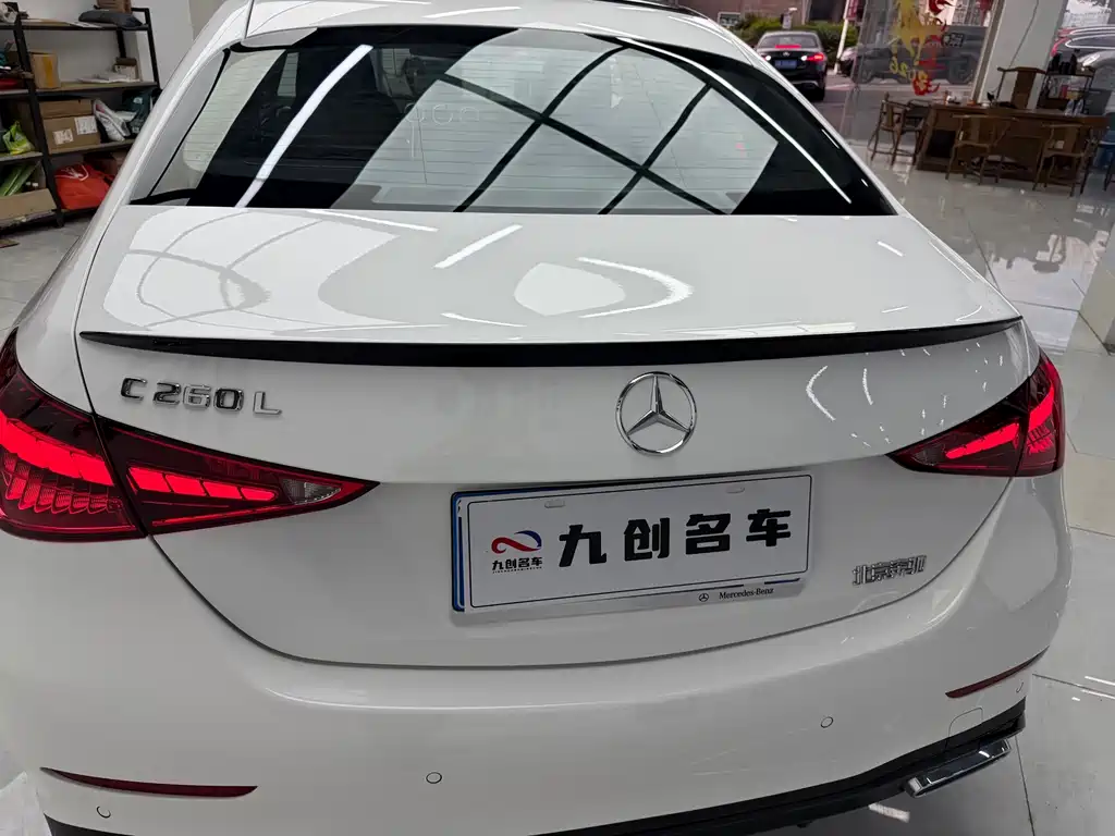 Mercedes-Benz C-Class — миниатюра 17