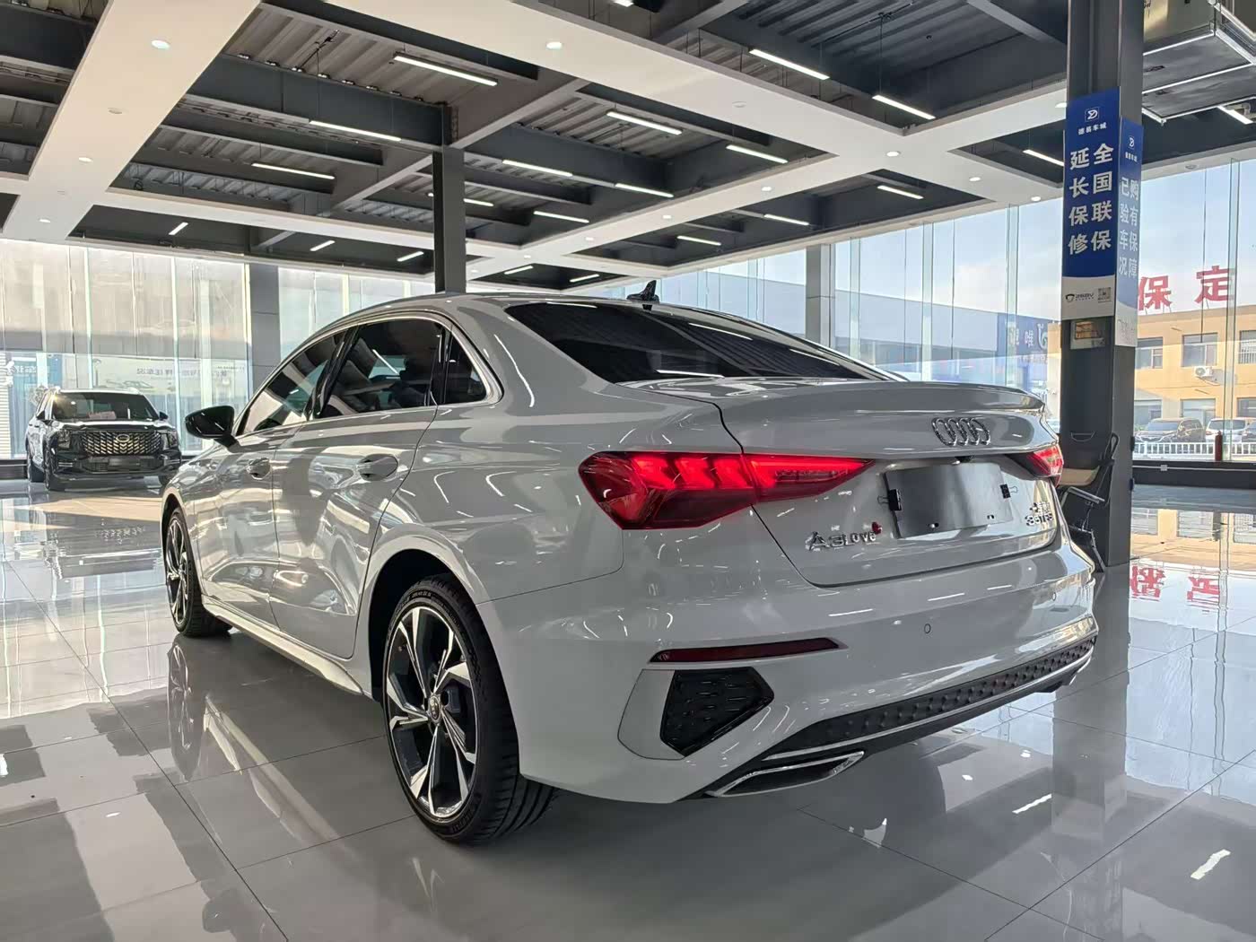 Audi A3 1.4 л 2022 г. Белый, пробег 24000 км