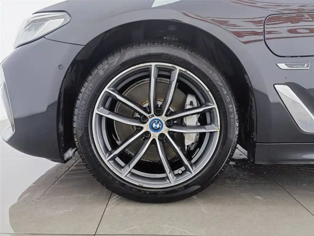 BMW 5 SERIES NEW ENERGY