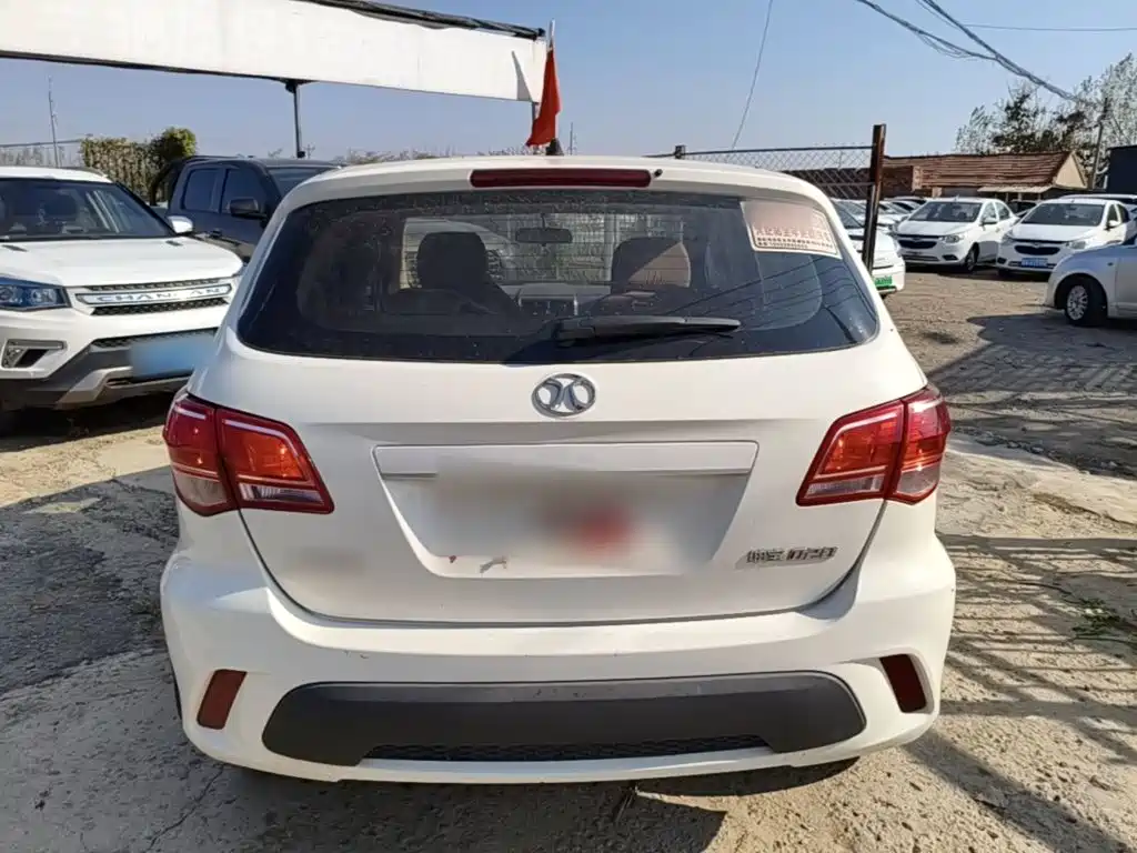 BAIC Senova D20 两厢 1.3L 手动乐天版, фото 6
