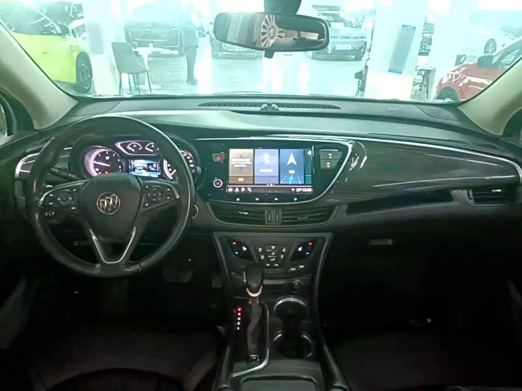 Buick Envision Plus — миниатюра 10