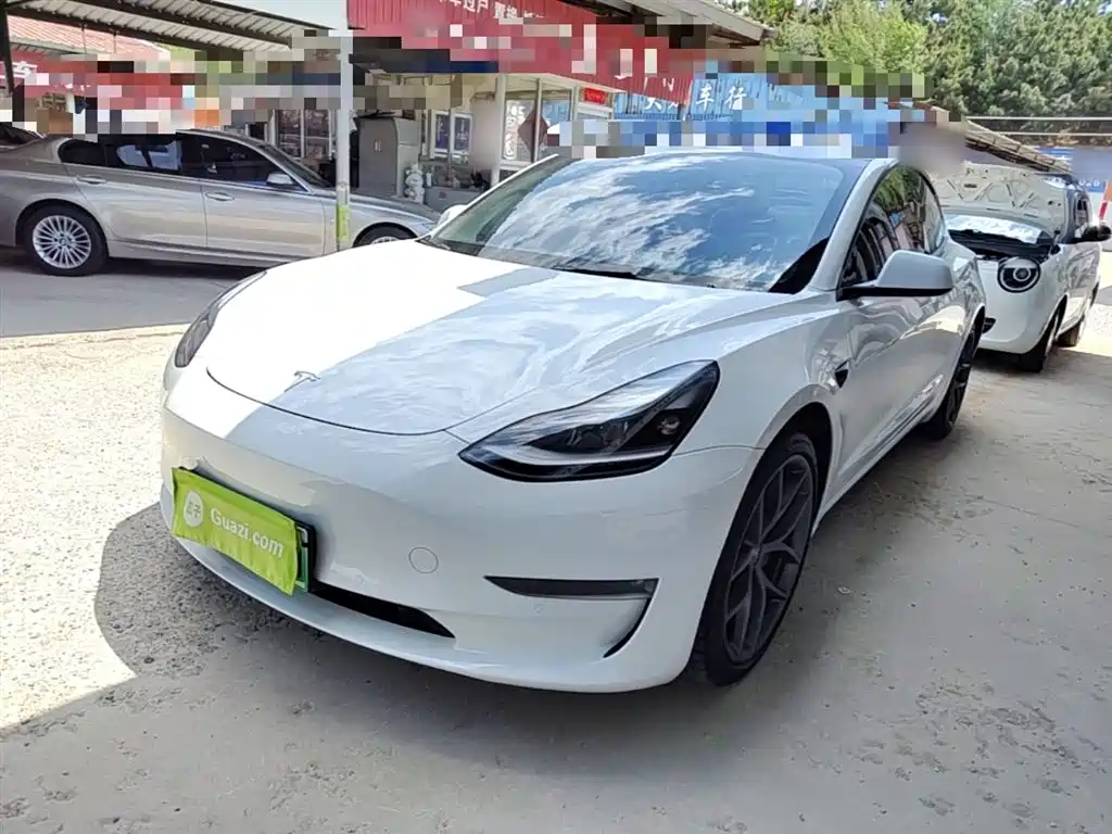 Tesla Model 3 2023