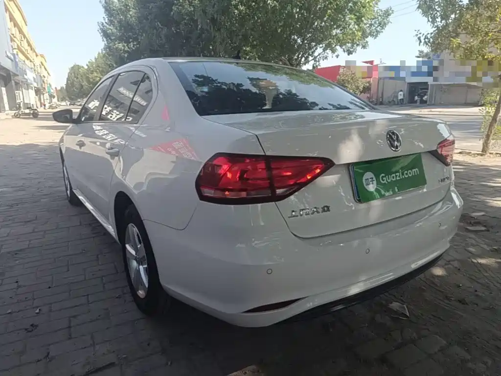 Volkswagen Lavida — миниатюра 5
